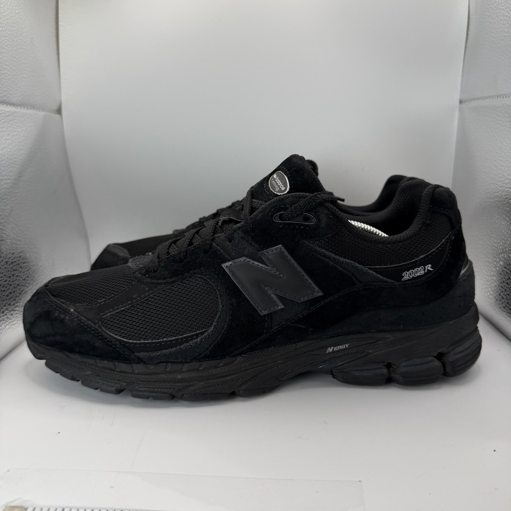 New Balance 2002R Black Metallic Triple Black Men's US 12D